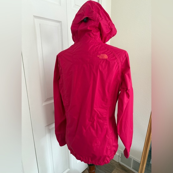 The North Face Women's HyVent Pink Jacket Lightweight Waterproof- Size Small - Picture 3 of 6